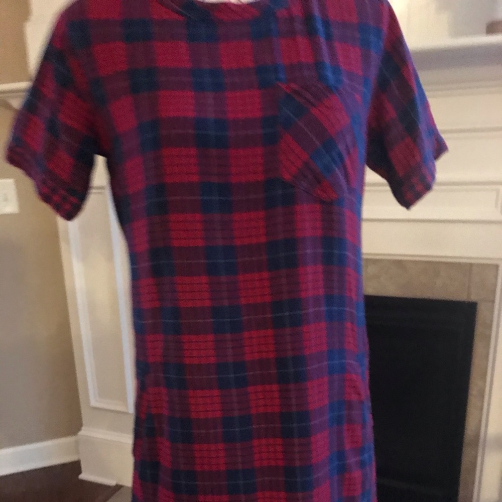 NWOT Edina Plaid Short Sleeve Shift Dress